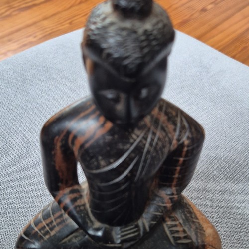 Buddha figur aus ebenholz - aus,